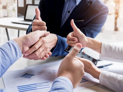 合伙企业清算后的清偿顺序是什么 清算人由谁担任