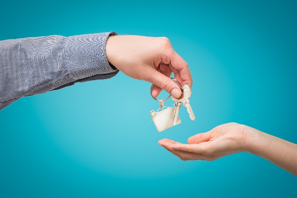 房屋所有权是以什么为准 是房屋共有权证吗