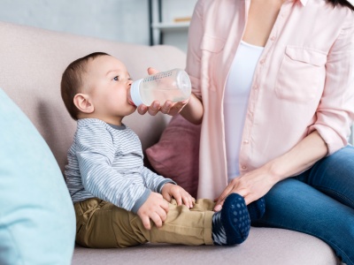 孩子户口在谁名下谁就有抚养权吗 怎么争抚养权