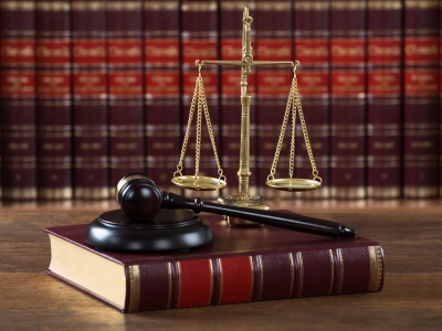 保险官司律师收费标准是什么 律师费谁承担