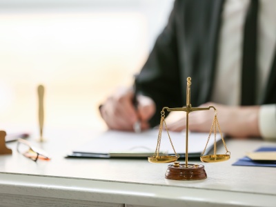 欠物业费被起诉了最后怎么办 会坐牢吗