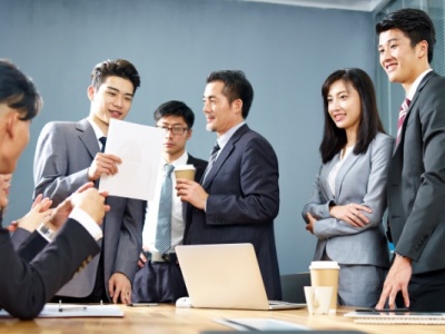 个人独资企业变更法人的流程 需要本人到场吗