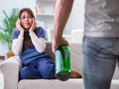 酗酒家暴的男人会改吗 该不该离婚