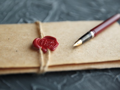 名誉侵权一般如何处理 可以主张哪些赔偿