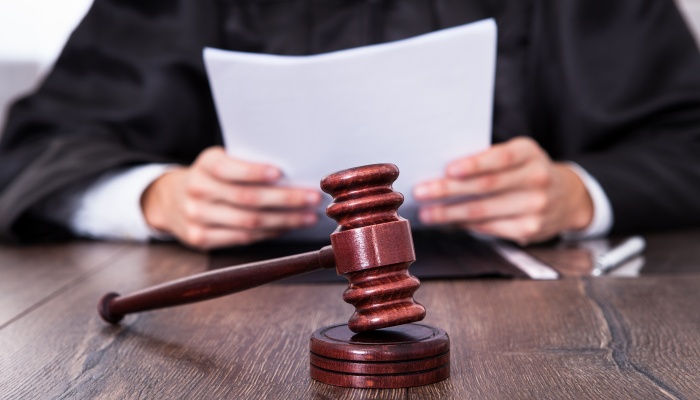 职务侵占罪会冻结家属账户吗 量刑标准是什么 