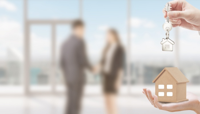 夫妻和平离婚财产怎么分割 债务如何处理