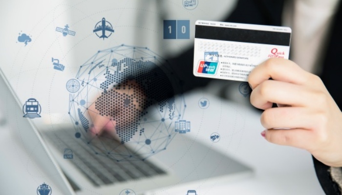 银行卡借给朋友用犯法吗 需要承担债务吗