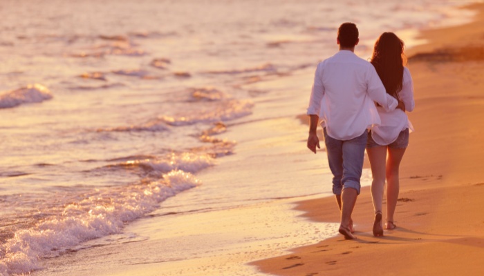 已婚男在外面找女朋友犯法吗