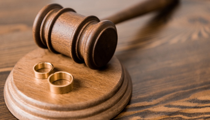 分居满一年起诉离婚会判离吗