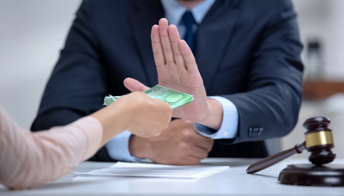 逾期找专门的法务团队协商有用吗