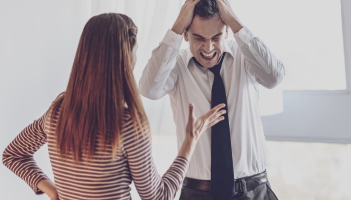 不给抚养费会判刑吗